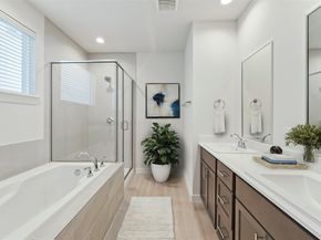 1013 Erin Street V, Houston TX 77009