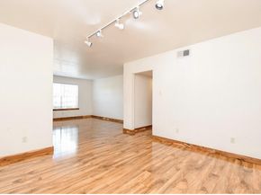 7233 Beechnut Street A, Houston TX 77074