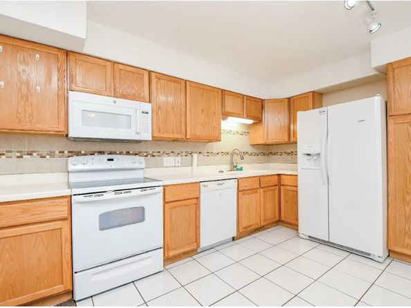 7233 Beechnut Street A, Houston TX 77074