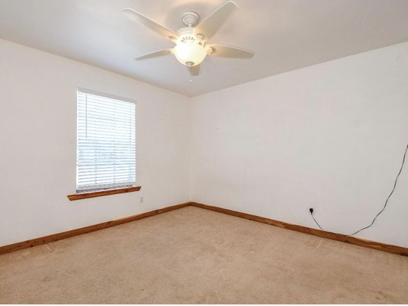 7233 Beechnut Street A, Houston TX 77074