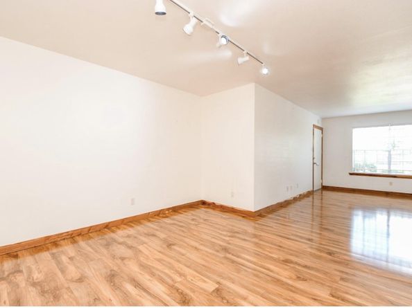 7233 Beechnut Street A, Houston TX 77074