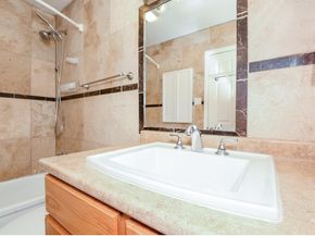 7233 Beechnut Street A, Houston TX 77074