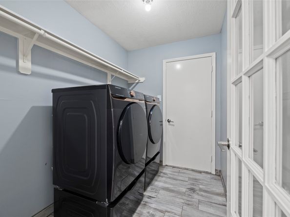 1010 Stillgate Court, Spring TX 77373