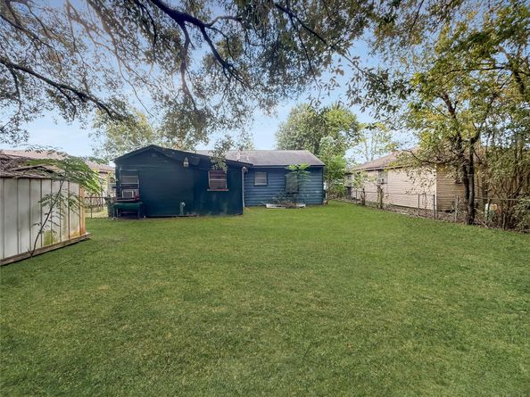 5234 Wilmington Street, Houston TX 77033