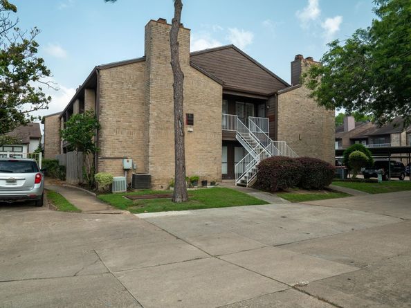 6633 W Airport Boulevard 916, Houston TX 77035