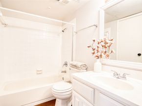 6001 Reims Road 204, Houston TX 77036