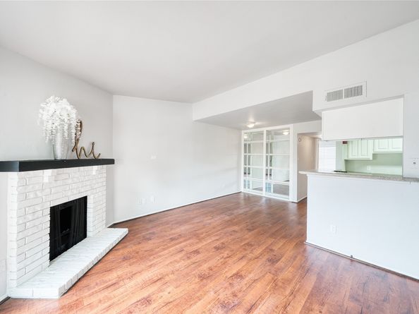 6001 Reims Road 204, Houston TX 77036