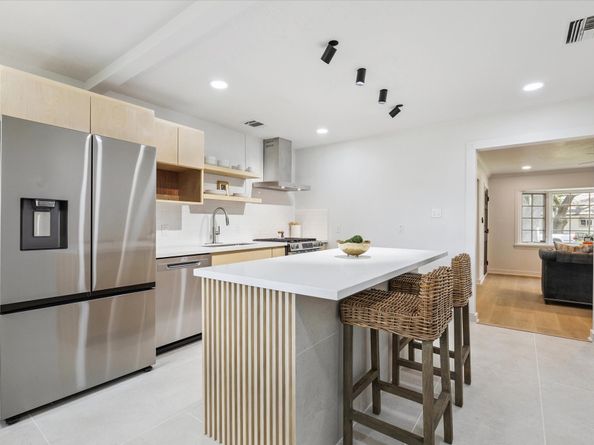 3726 Las Palmas Street, Houston TX 77027