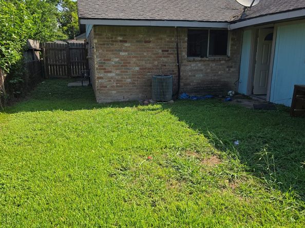 7719 Garsee Drive, Houston TX 77040