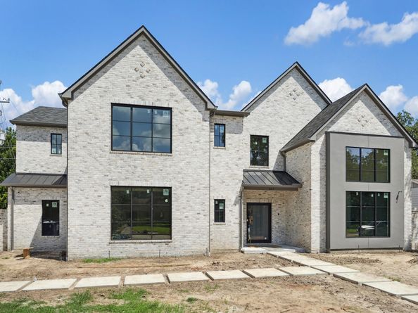 267 Maple Valley Road, Houston TX 77056