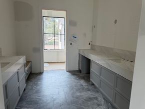 267 Maple Valley Road, Houston TX 77056