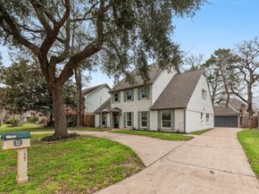 5010 Oak Shadows Drive, Houston TX 77091