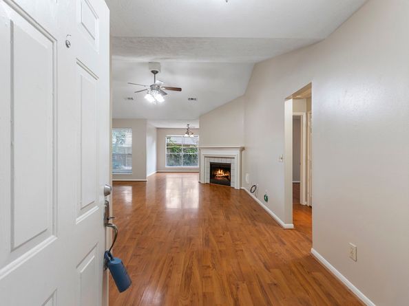 207 N Dreamweaver Circle, The Woodlands TX 77380