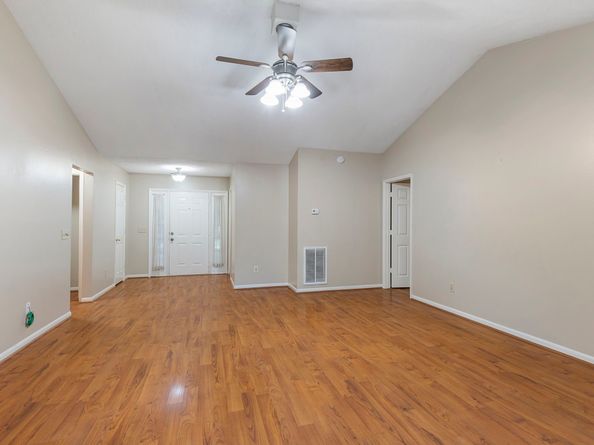 207 N Dreamweaver Circle, The Woodlands TX 77380