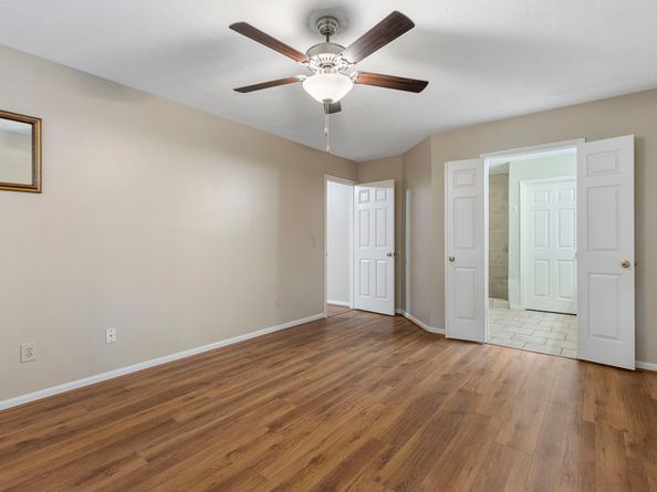 207 N Dreamweaver Circle, The Woodlands TX 77380