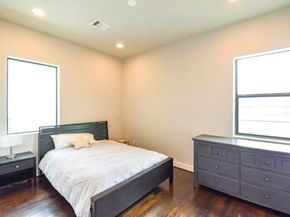 5638 Petty Street B, Houston TX 77007