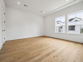 2217 Dennis Street, Houston TX 77004