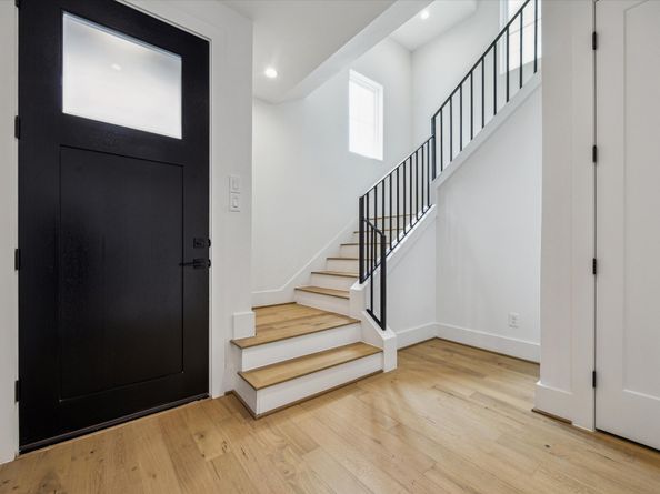 2217 Dennis Street, Houston TX 77004