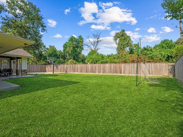 1506 Longacre Drive, Houston TX 77055