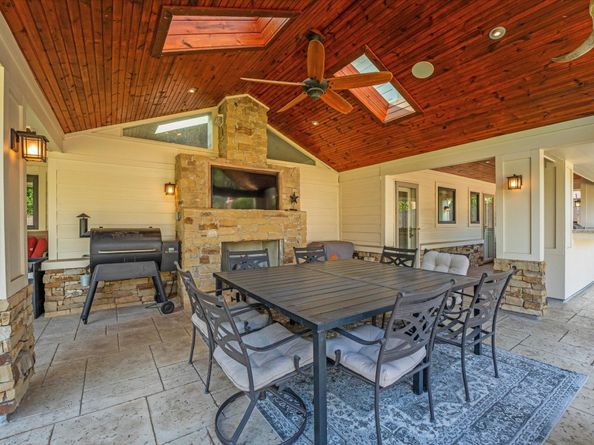 1506 Longacre Drive, Houston TX 77055