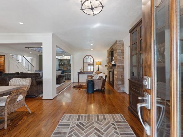 1506 Longacre Drive, Houston TX 77055