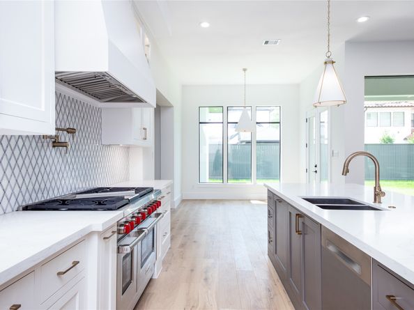 1731 Benbow Way, Houston TX 77080