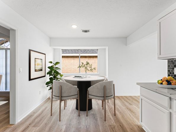17527 Hamilwood Drive, Houston TX 77095
