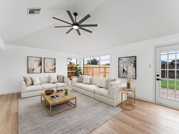 17527 Hamilwood Drive, Houston TX 77095