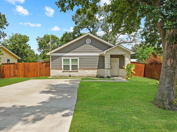 6229 Cavalier Street, Houston TX 77087