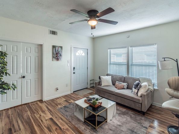 2613 & 2615 Isabella Street, Houston TX 77004