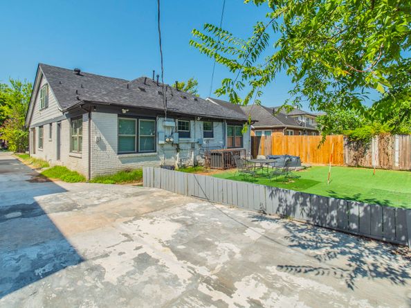 2613 & 2615 Isabella Street, Houston TX 77004