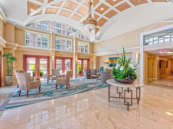 1616 Fountain View Drive 509, Houston TX 77057