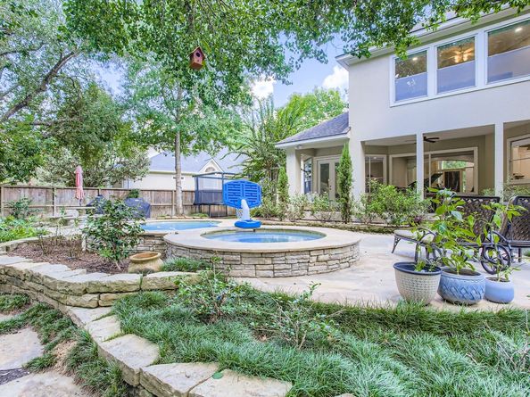31 Glenleigh Place, The Woodlands TX 77381