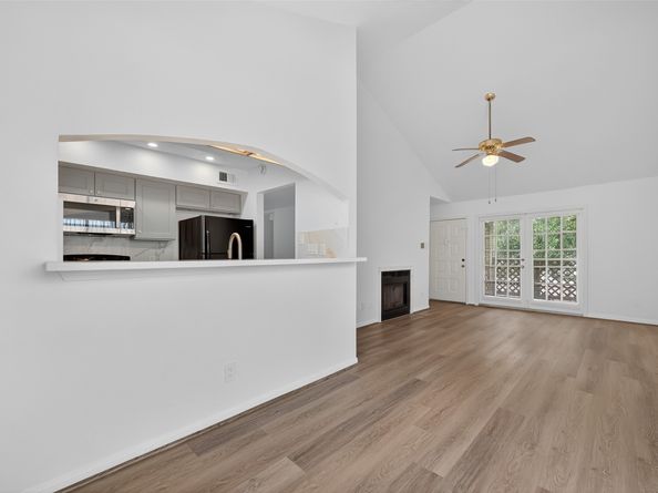 2121 El Paseo Street 1900, Houston TX 77054