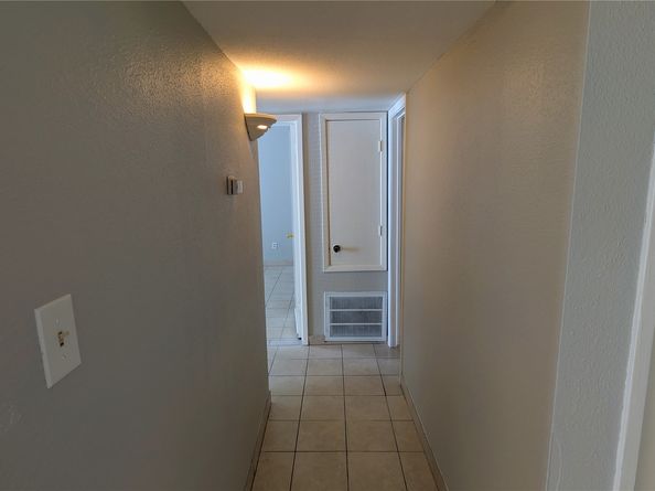 7200 Clarewood Drive 603, Houston TX 77036