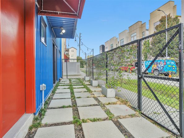 5105 Lillian Street, Houston TX 77007