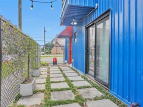 5105 Lillian Street, Houston TX 77007