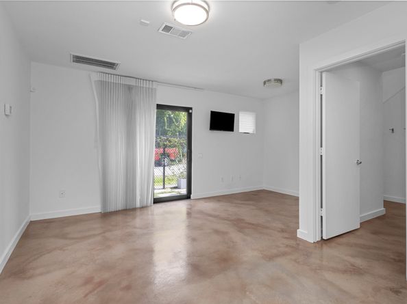 5105 Lillian Street, Houston TX 77007