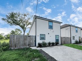 6609 Bacher Street, Houston TX 77028