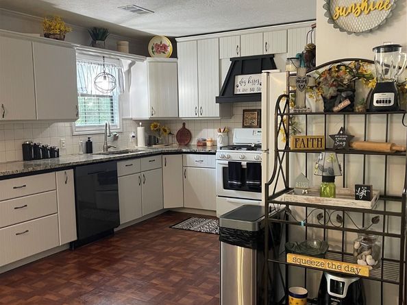 22145 E Hammond Drive, Porter TX 77365