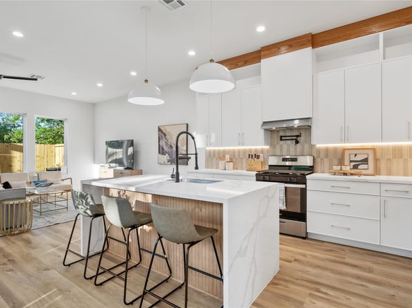 3105 Rosalie Street, Houston TX 77004