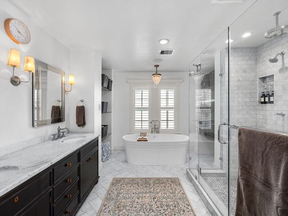 1741 Banks Street, Houston TX 77098