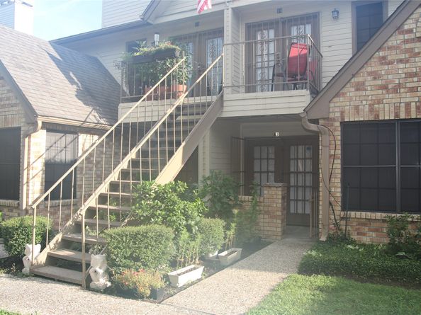 2425 HOLLY HALL Street A3, Houston TX 77054