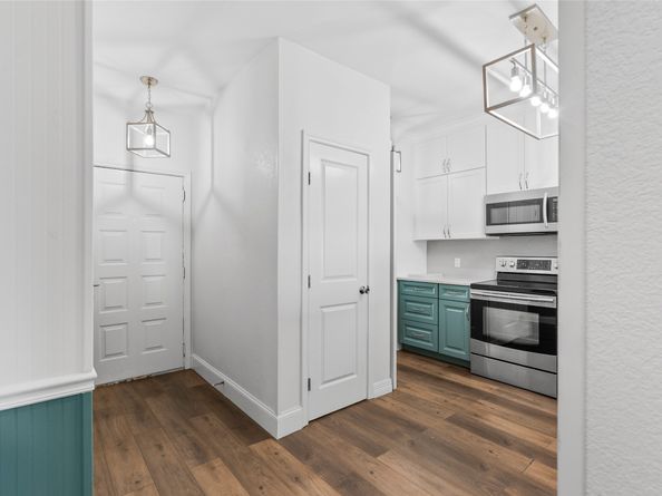 18809 Egret Bay Boulevard 114, Webster TX 77058