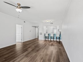 18809 Egret Bay Boulevard 114, Webster TX 77058