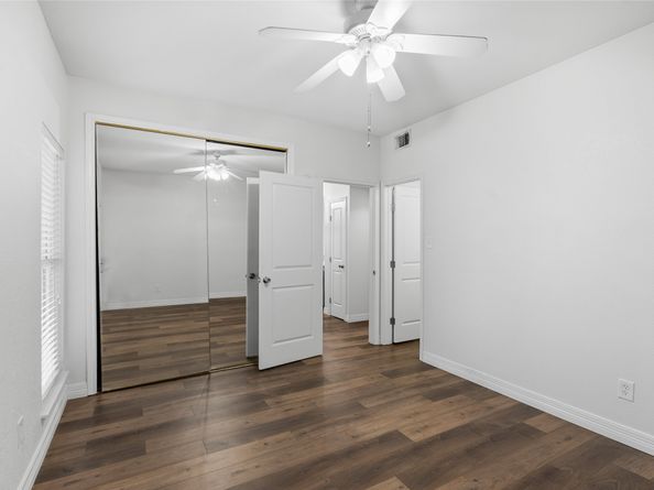 18809 Egret Bay Boulevard 114, Webster TX 77058