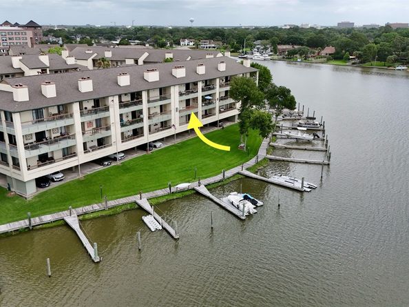 18809 Egret Bay Boulevard 114, Webster TX 77058