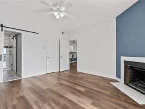 18809 Egret Bay Boulevard 114, Webster TX 77058