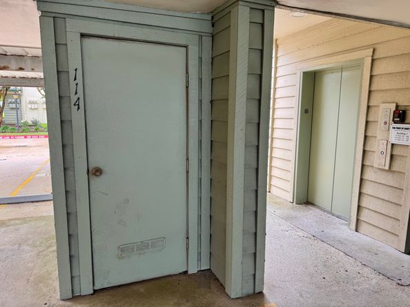18809 Egret Bay Boulevard 114, Webster TX 77058