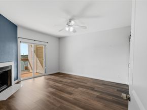 18809 Egret Bay Boulevard 114, Webster TX 77058